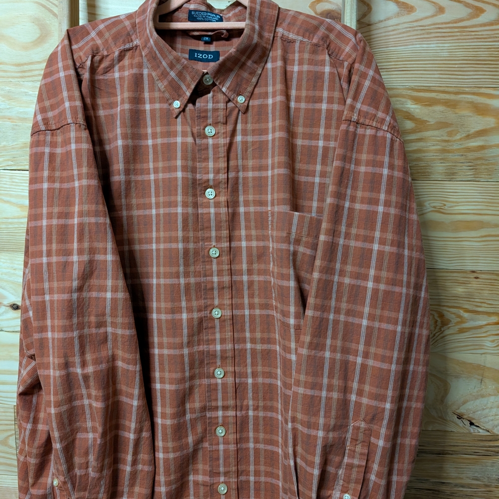 IZOD Men's Brown Plaid Shirt